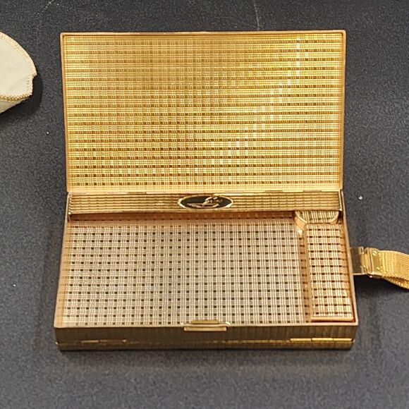 Evans Compact Wristlet Double Sided Gold Quilted Design Mesh Strap Vintage 1940s - Picture 2 of 11